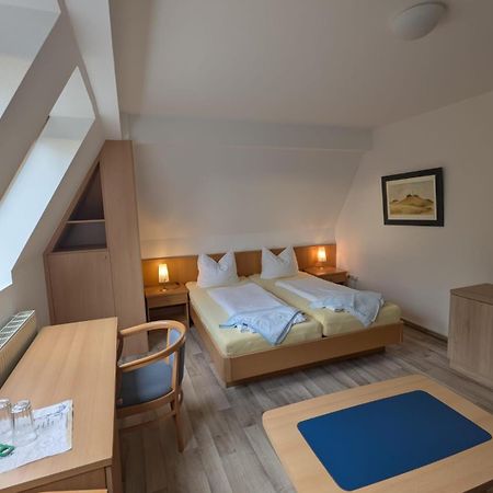 Pension & Restaurant Haus Hiddensee كلوستر المظهر الخارجي الصورة