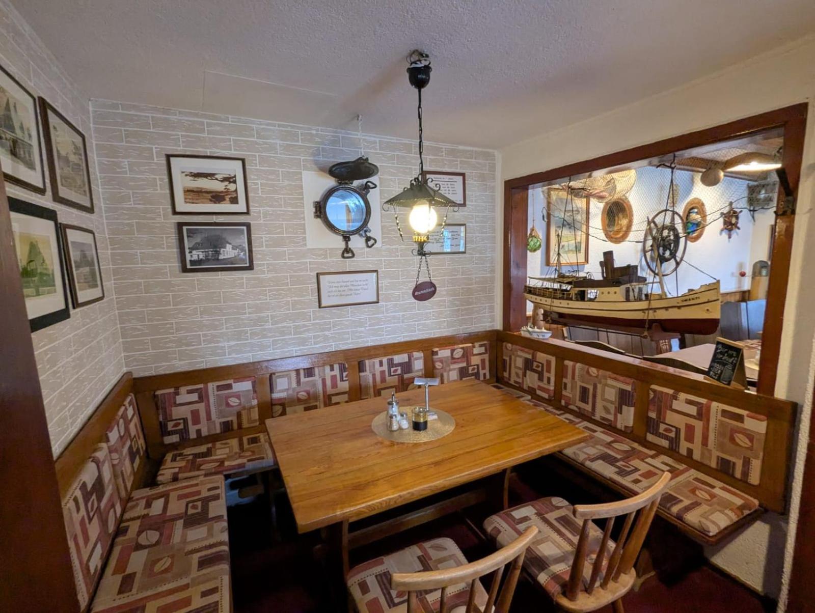 Pension & Restaurant Haus Hiddensee كلوستر المظهر الخارجي الصورة