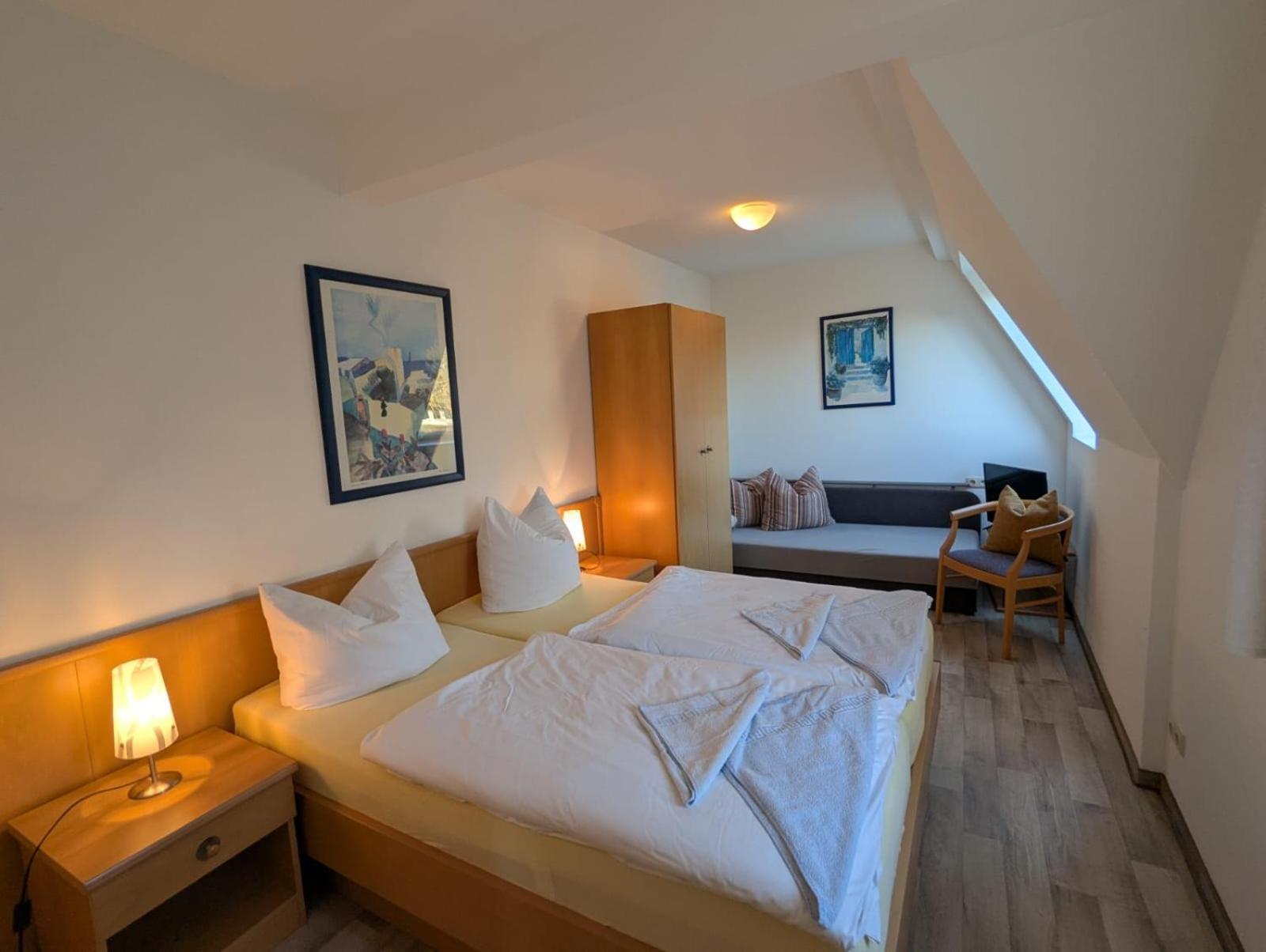Pension & Restaurant Haus Hiddensee كلوستر المظهر الخارجي الصورة